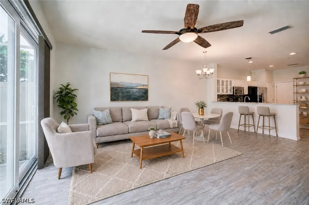 904 Hampton Circle Naples FL 34105
