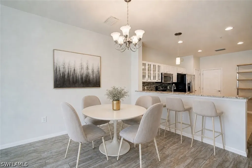 904 Hampton Circle Naples FL 34105
