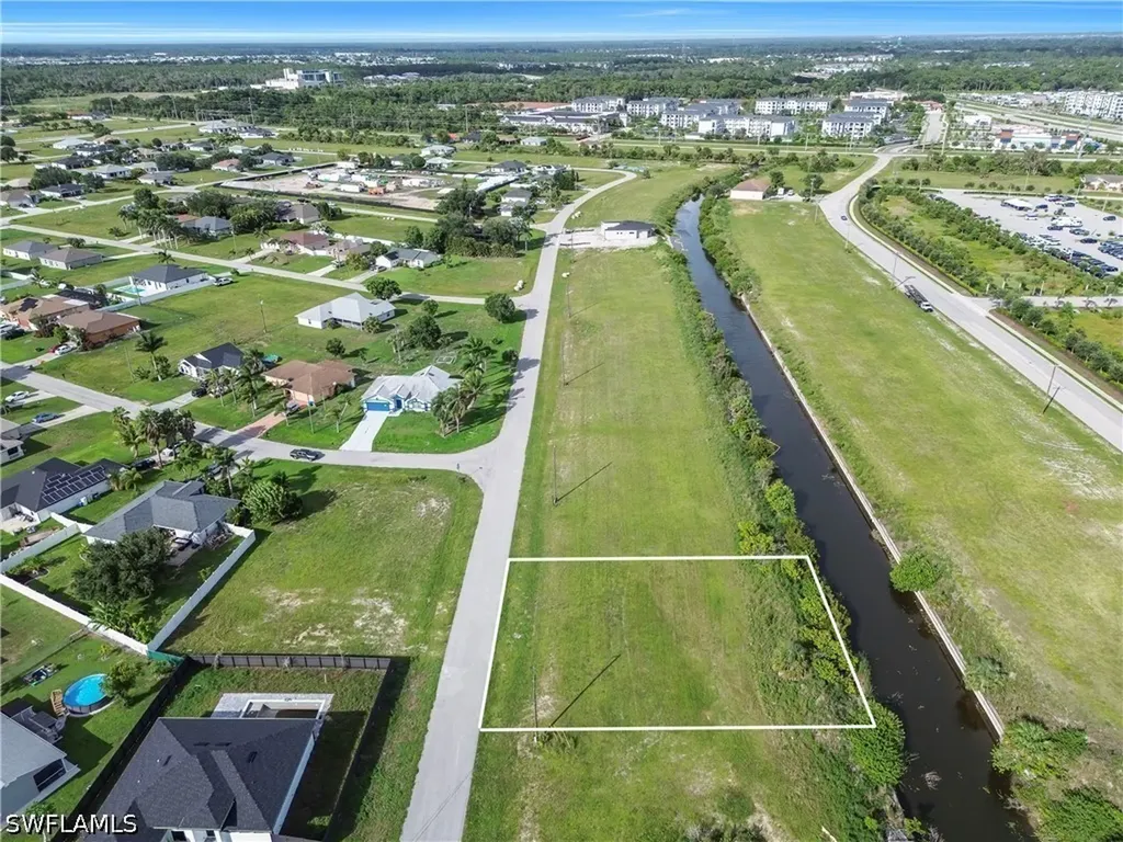 2104 NE 13th Lane Cape Coral FL 33909