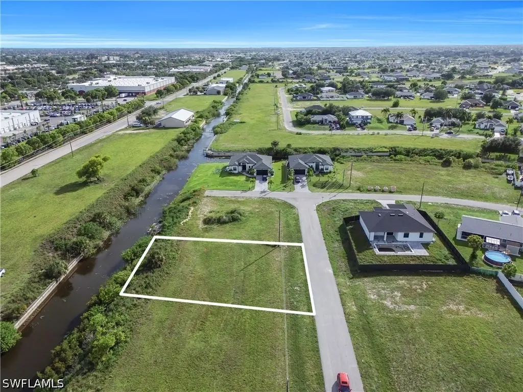 2104 NE 13th Lane Cape Coral FL 33909