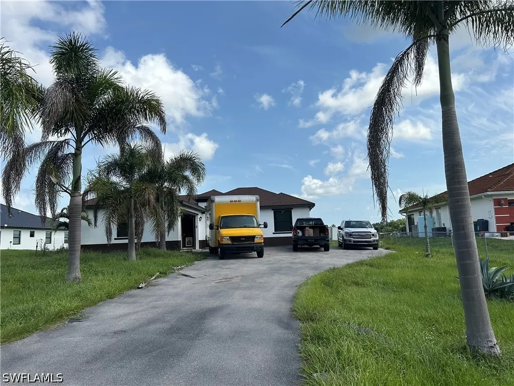 2955 43rd Avenue NE Naples FL 34120