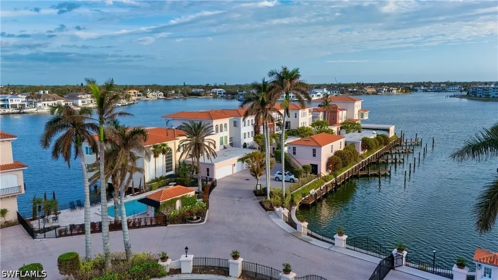 4000 Gulf Shore Boulevard N Naples FL 34103