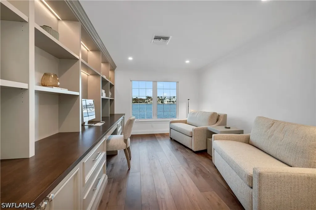 4000 Gulf Shore Boulevard N Naples FL 34103