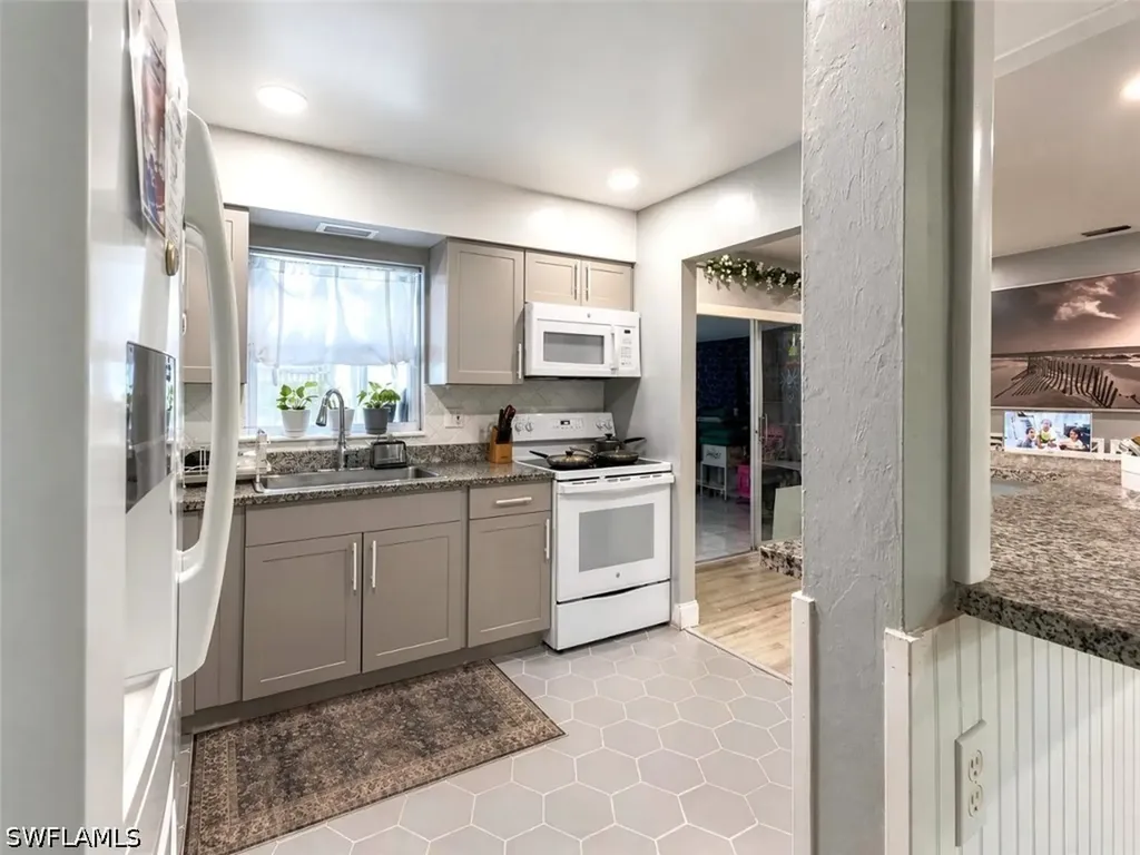 119 Maple Avenue S Lehigh Acres FL 33936