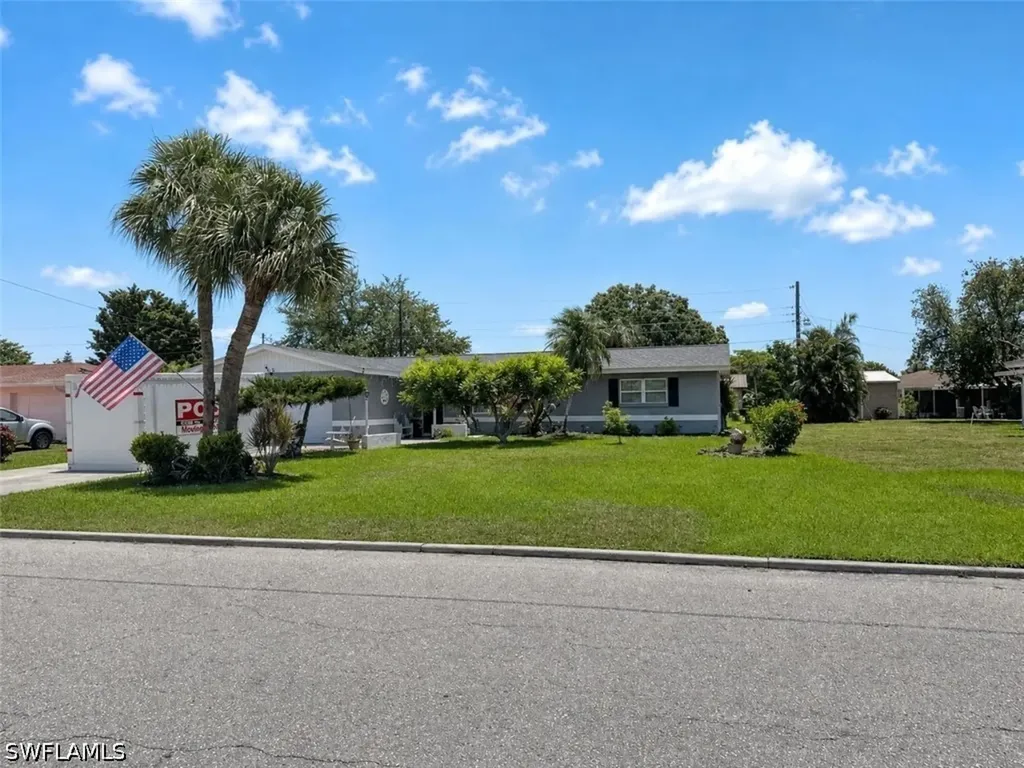 119 Maple Avenue S Lehigh Acres FL 33936