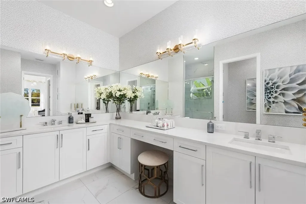 2742 Ridgecrest Place Naples FL 34112