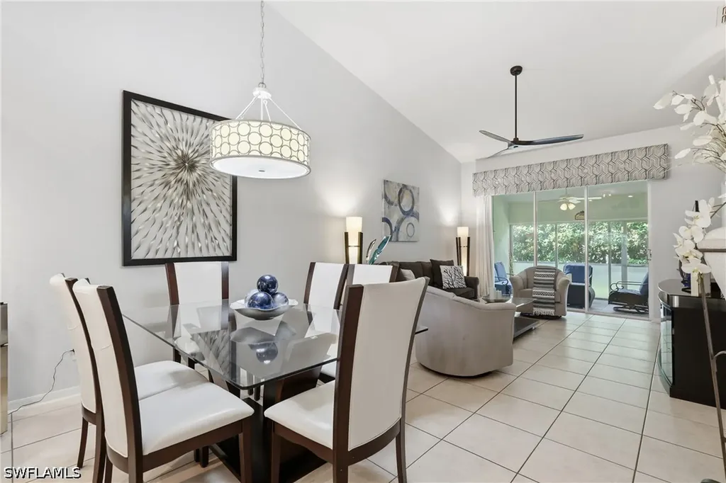 1768 Royal Circle Naples FL 34112