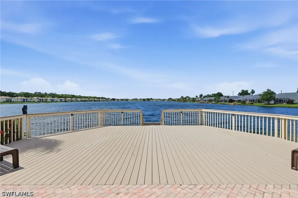1768 Royal Circle Naples FL 34112