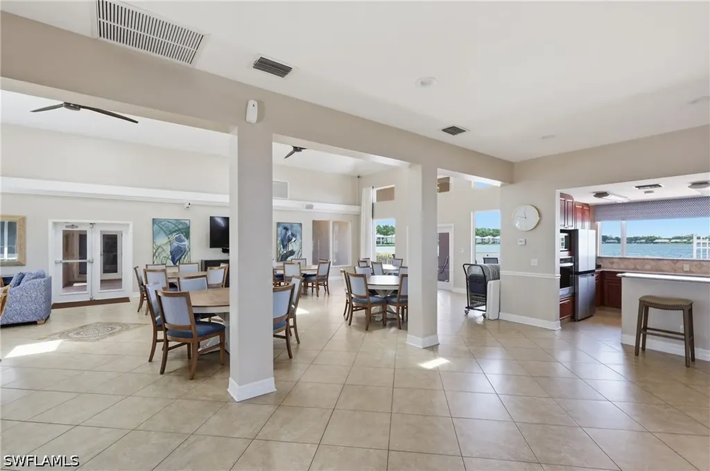 1768 Royal Circle Naples FL 34112