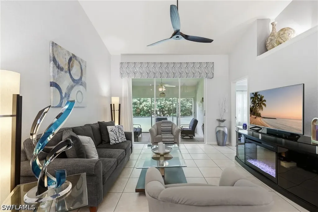 1768 Royal Circle Naples FL 34112