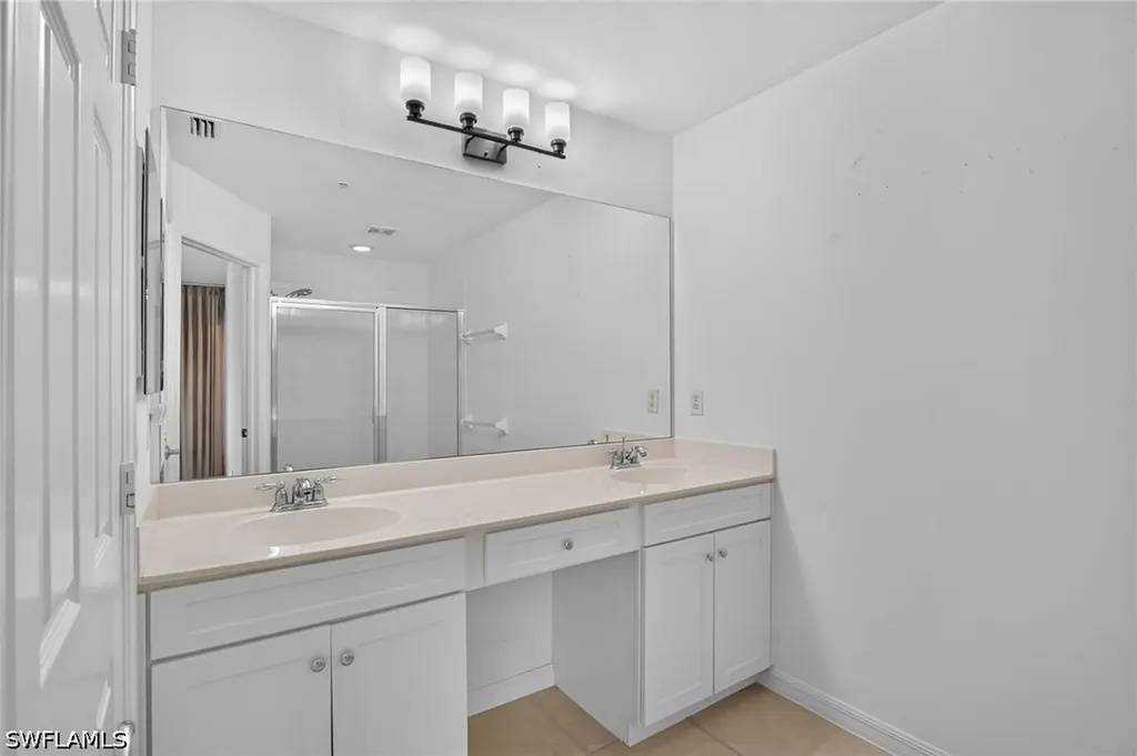 15995 Caldera Lane Naples FL 34110