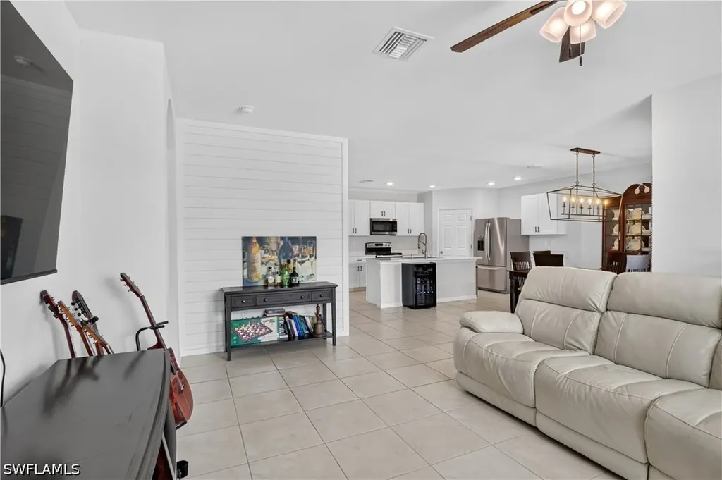 19139 Evergreen Road Fort Myers FL 33967