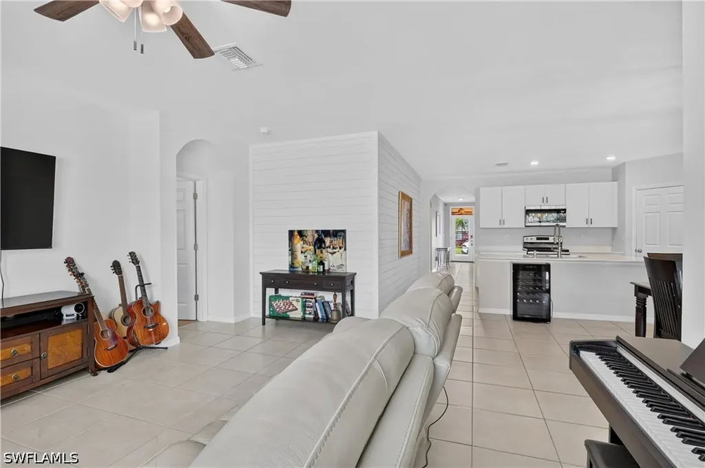 19139 Evergreen Road Fort Myers FL 33967