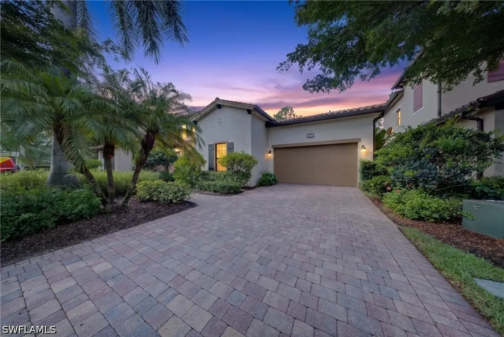 7890 Allende Lane Naples FL 34113