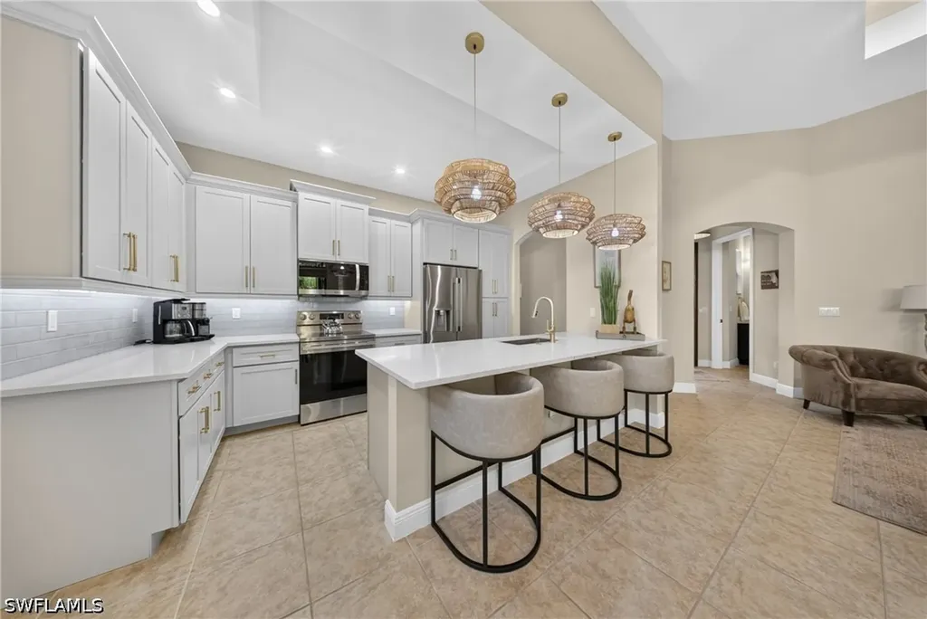 7890 Allende Lane Naples FL 34113