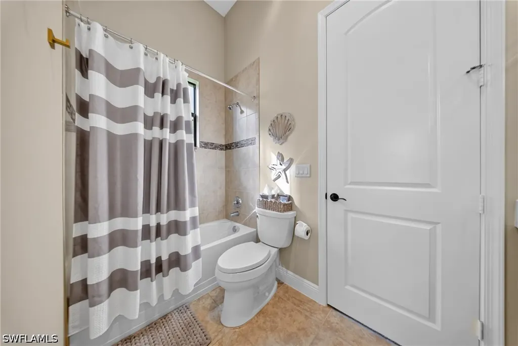 7890 Allende Lane Naples FL 34113