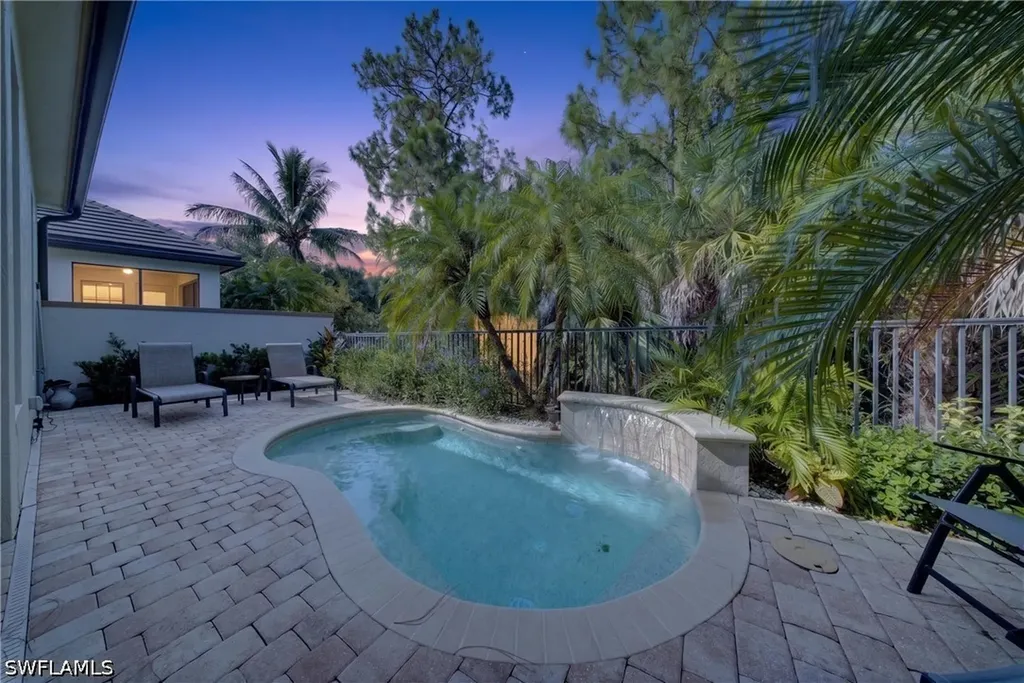 7890 Allende Lane Naples FL 34113