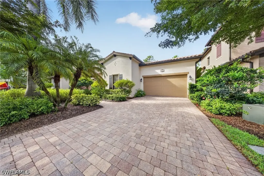 7890 Allende Lane Naples FL 34113