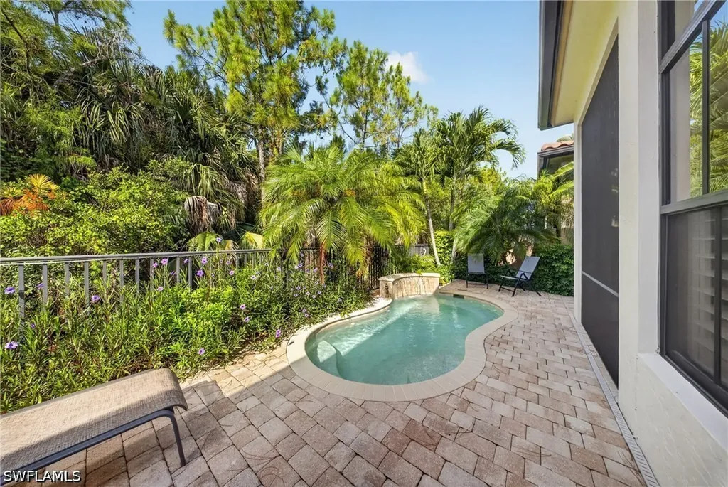 7890 Allende Lane Naples FL 34113