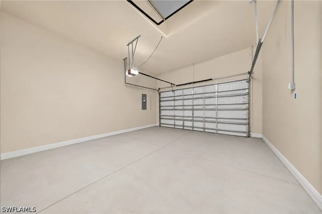 7890 Allende Lane Naples FL 34113