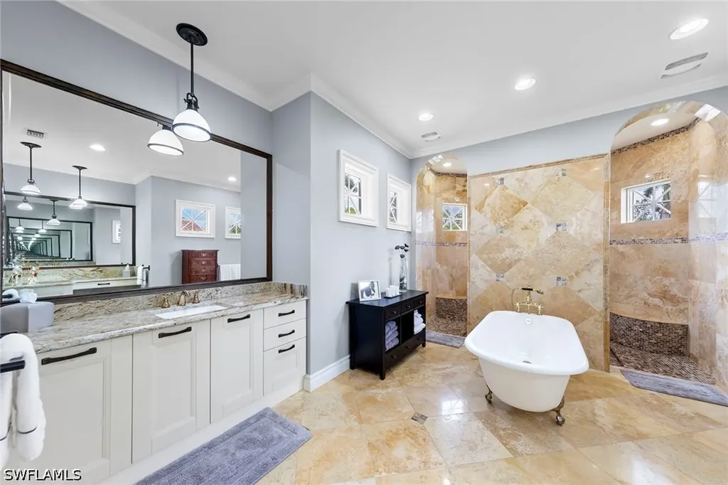 5031 Groveland Terrace Naples FL 34119