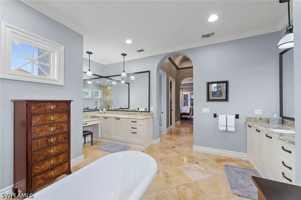5031 Groveland Terrace Naples FL 34119