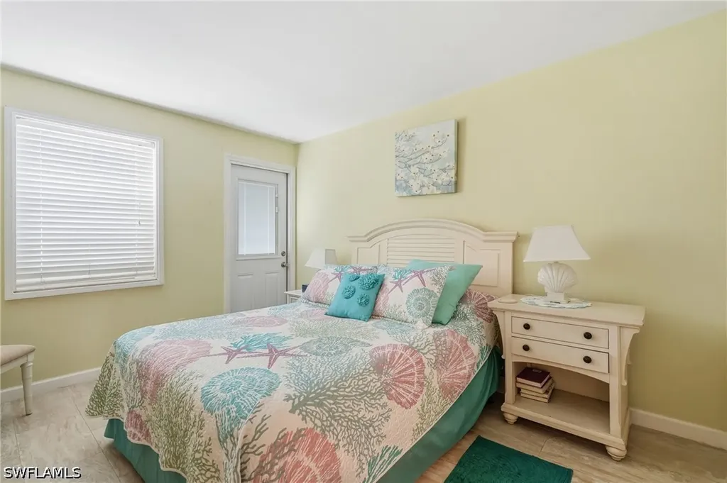1065 Gulf Shore Boulevard N Naples FL 34102