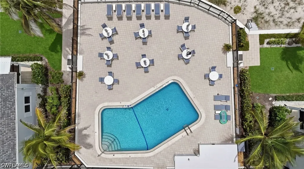 1065 Gulf Shore Boulevard N Naples FL 34102