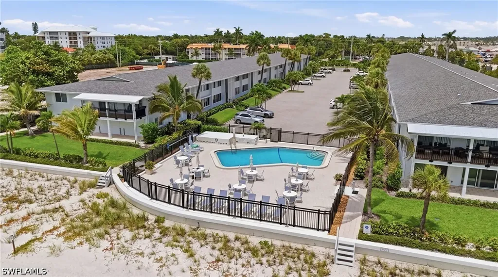 1065 Gulf Shore Boulevard N Naples FL 34102