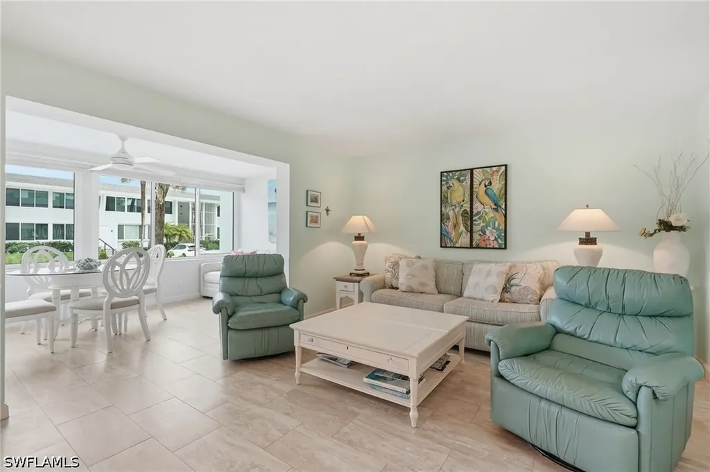 1065 Gulf Shore Boulevard N Naples FL 34102