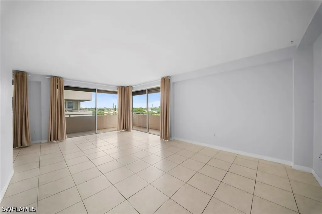 4807 Sunset Court Cape Coral FL 33904