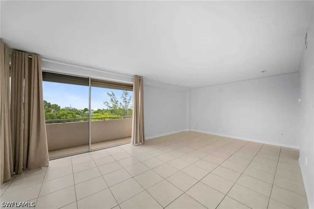 4807 Sunset Court Cape Coral FL 33904