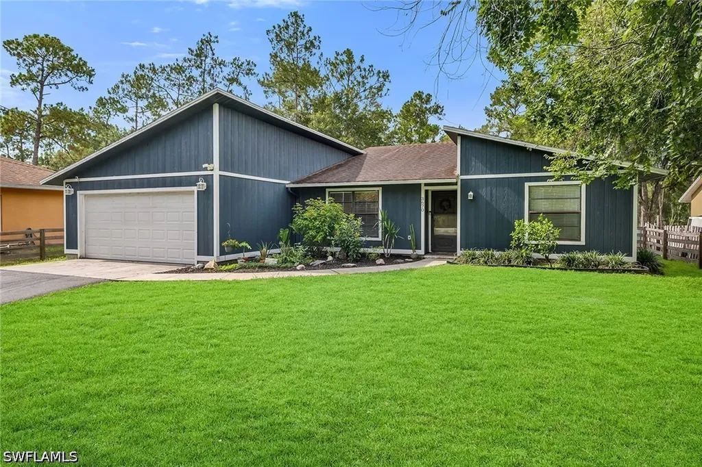 3670 6th Avenue SE Naples FL 34117