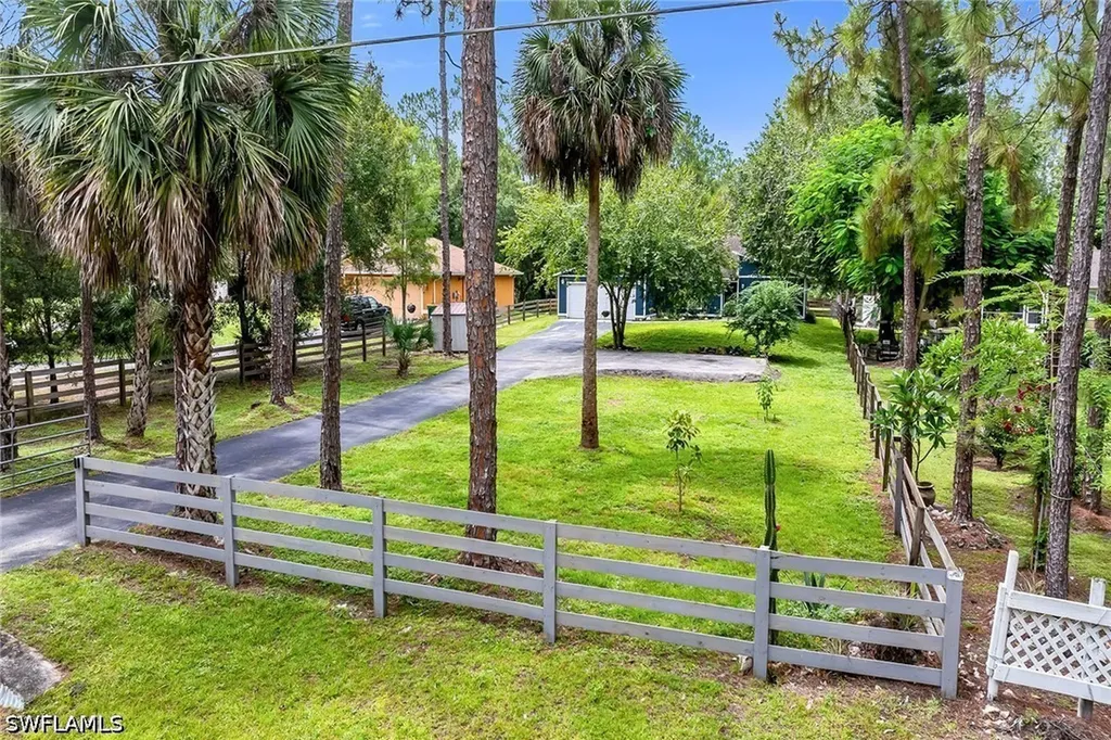 3670 6th Avenue SE Naples FL 34117