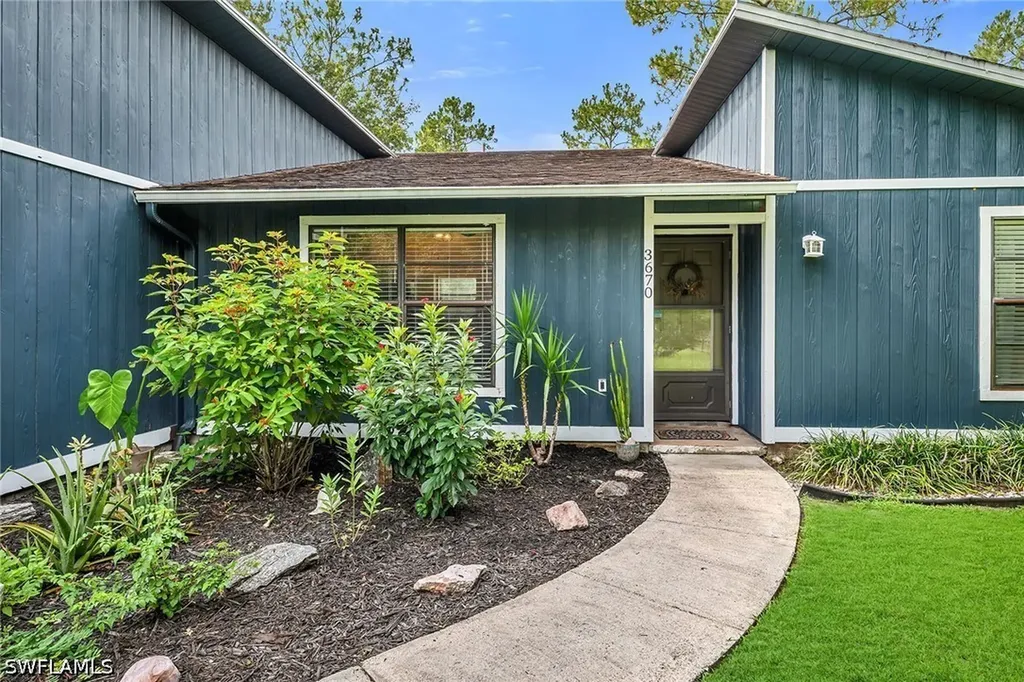 3670 6th Avenue SE Naples FL 34117