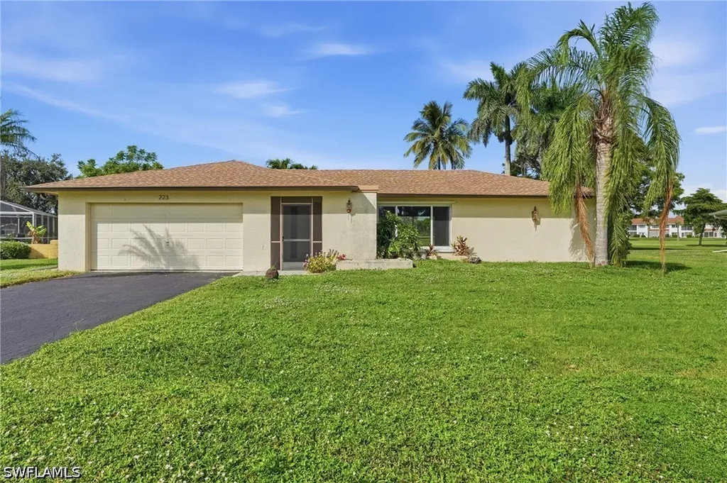 223 Pine Valley Circle Naples FL 34113