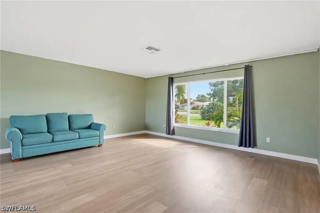 223 Pine Valley Circle Naples FL 34113