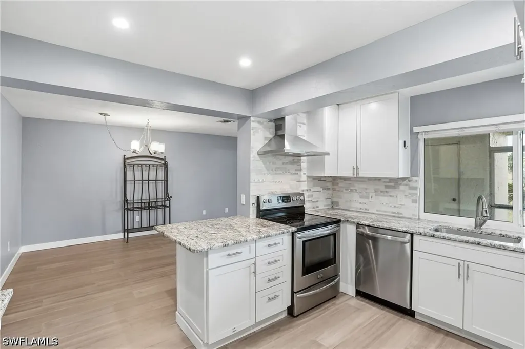 223 Pine Valley Circle Naples FL 34113
