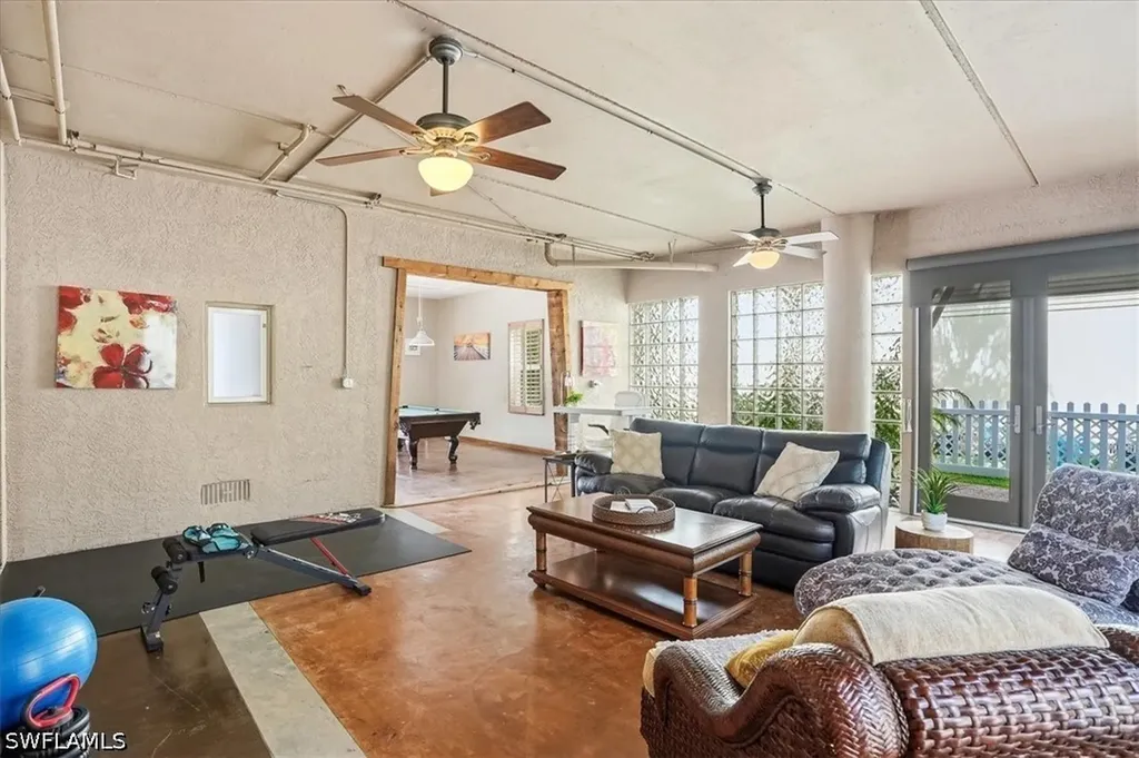 1680 Avion Place Naples FL 34104