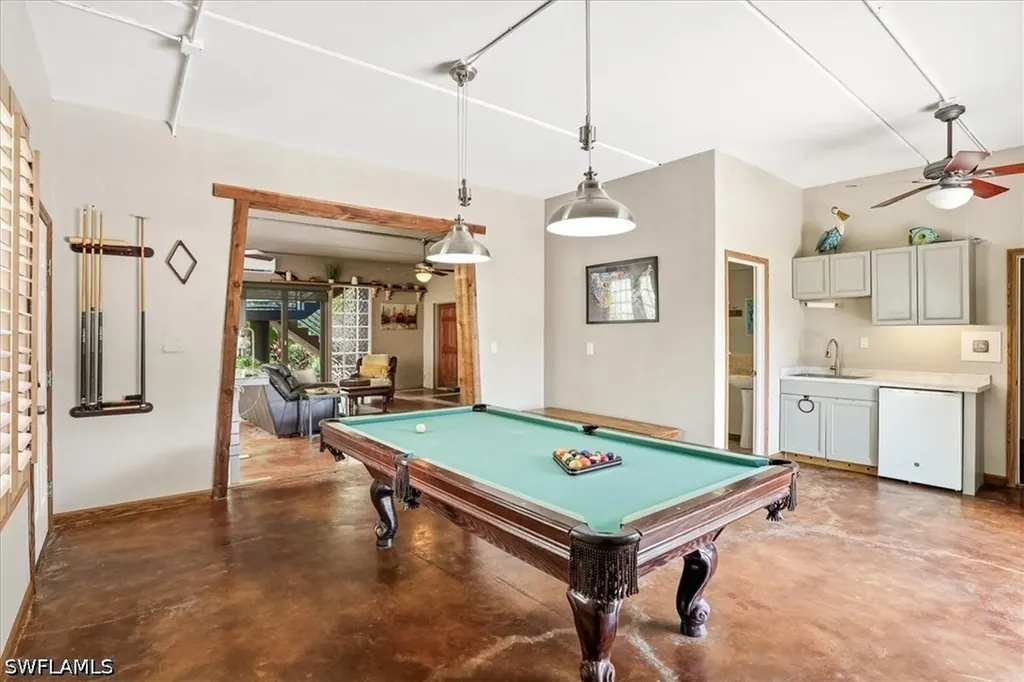 1680 Avion Place Naples FL 34104