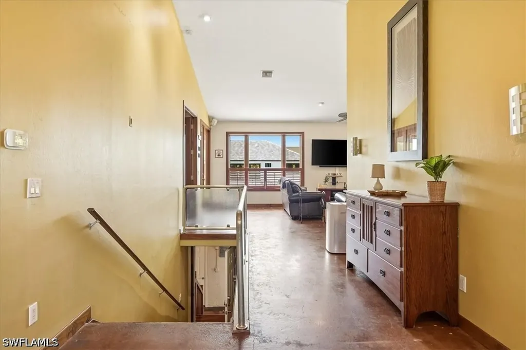 1680 Avion Place Naples FL 34104