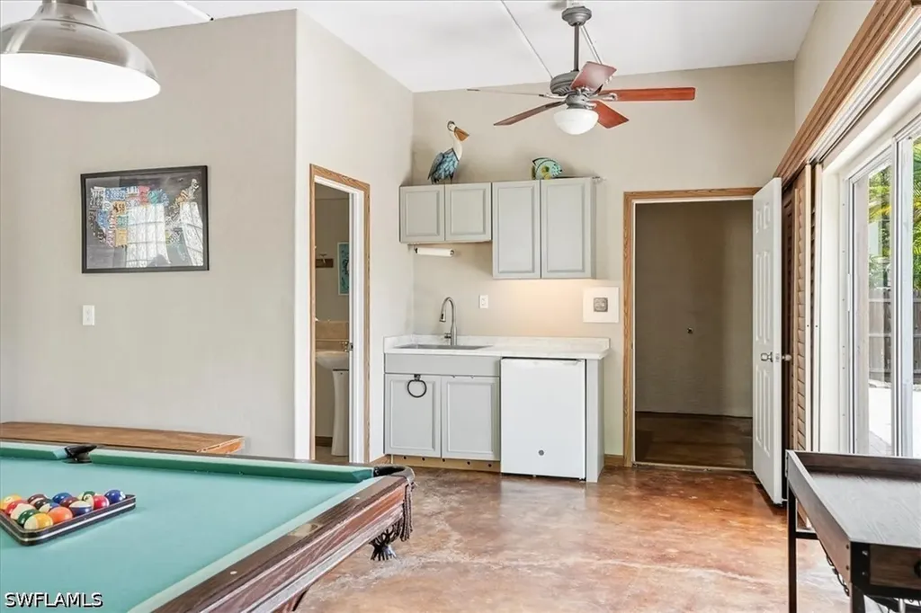 1680 Avion Place Naples FL 34104