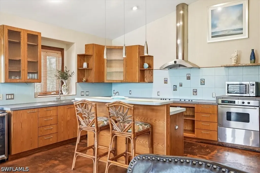 1680 Avion Place Naples FL 34104