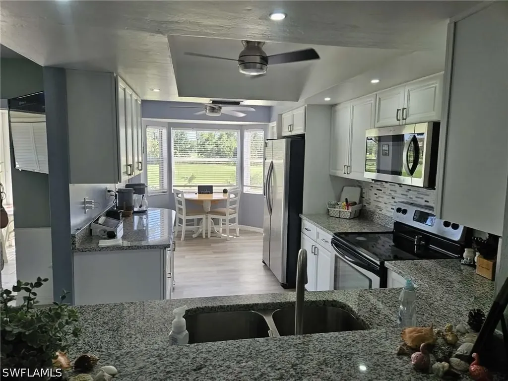Naples FL, 7360 Glenmoor Lane, Unit 4207