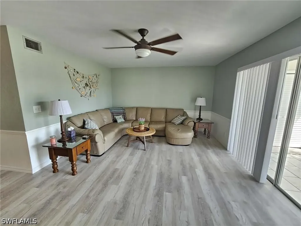 7360 Glenmoor Lane Naples FL 34104