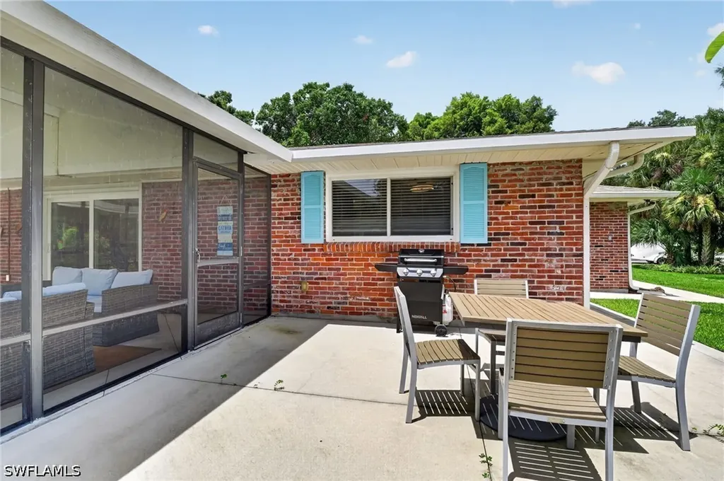 27278 Tennessee Street Bonita Springs FL 34135