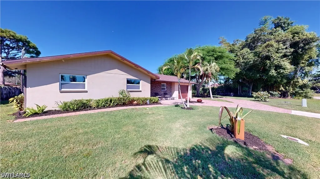 27514 Playa Del Rey Lane Bonita Springs FL 34135
