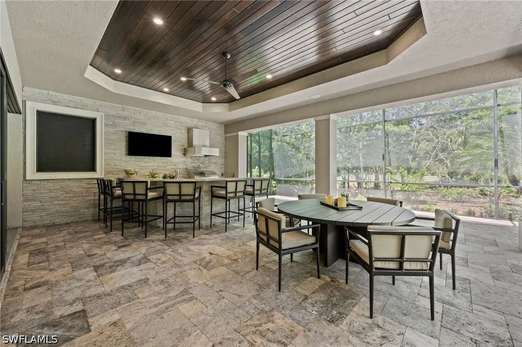 6641 Edgecumbe Drive Naples FL 34119