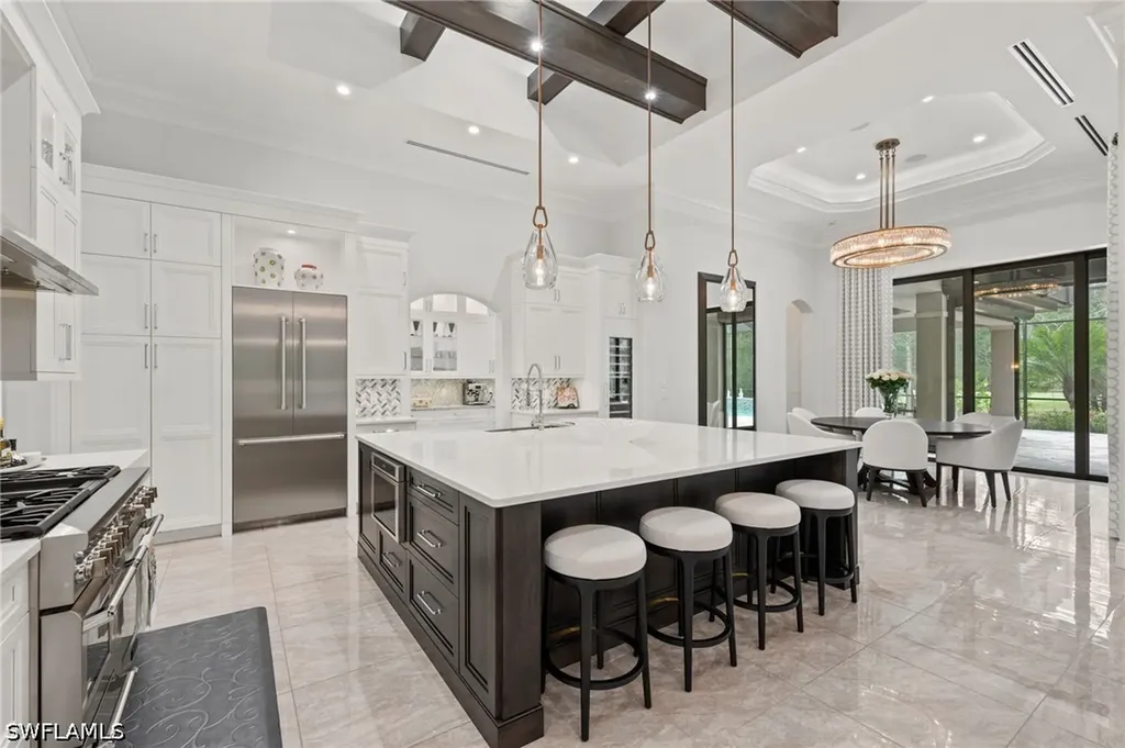 6641 Edgecumbe Drive Naples FL 34119