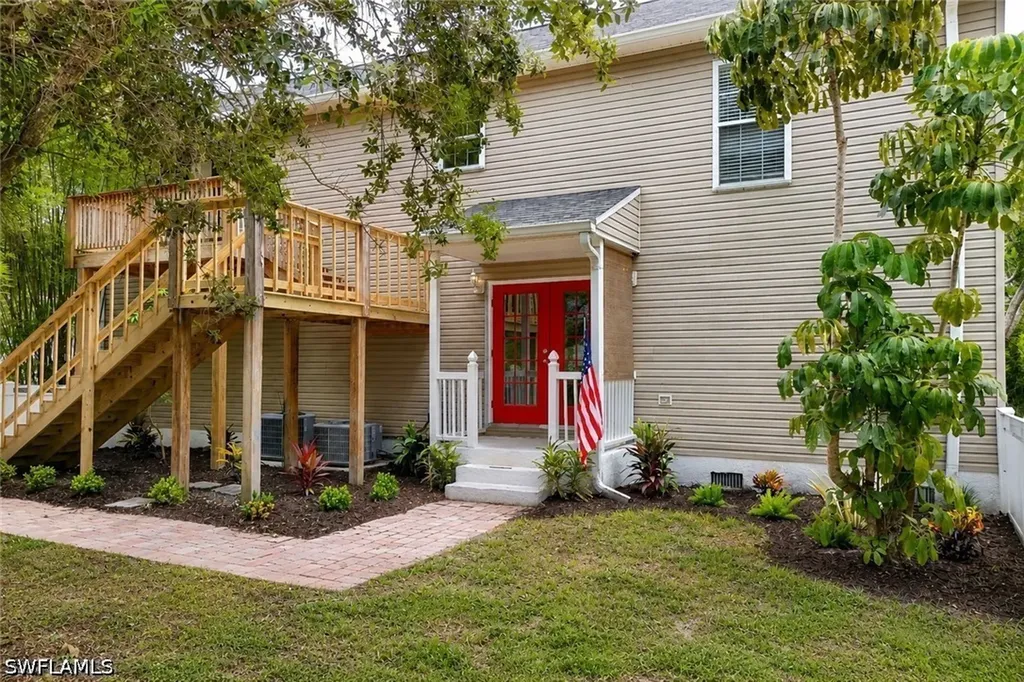 434 Leawood Circle Naples FL 34104